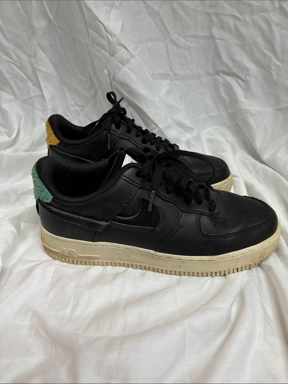 Nike Wmns Air Force 1 Low LX "Inside Out" (Black/Anthracite-Mystic Green)